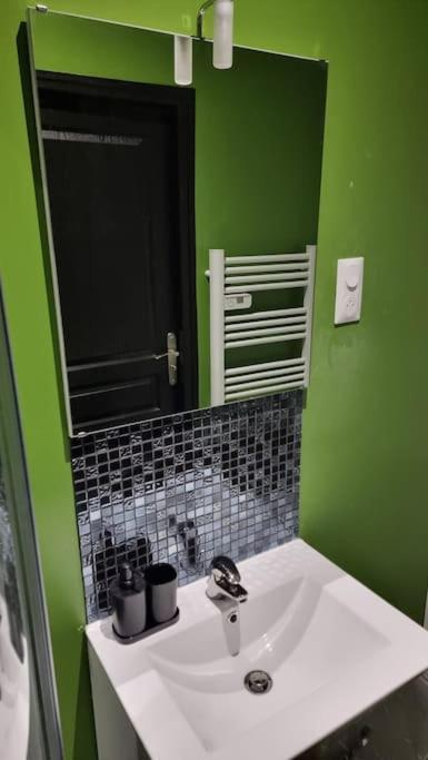 L'Elegance 002 Apartman Cambrai Kültér fotó